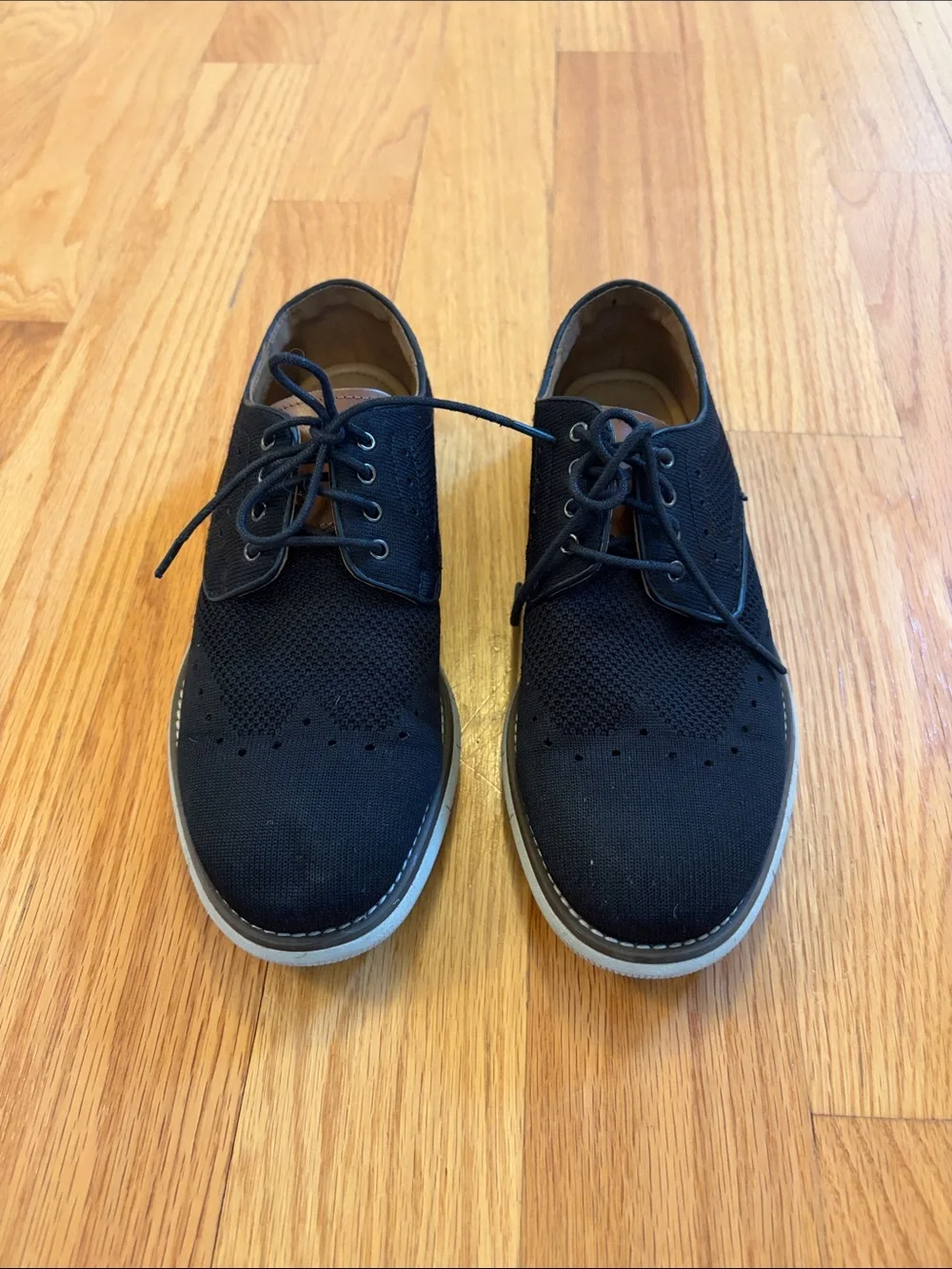 Johnston & Murphy Boys' Black Knit Lace-Up Dress Shoes